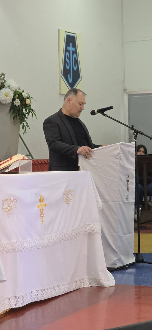 Segunda lectura de la Misa Comunitaria